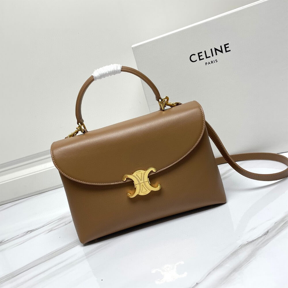 Ce**e medium nino bag in supple calfskin