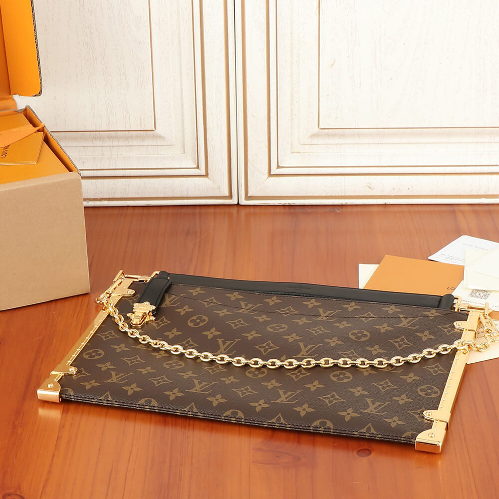 LV Lucky Trunk