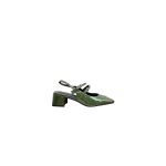 Gucci Women’s pump with Double G
