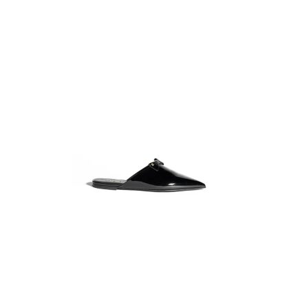 CHANEL Mules