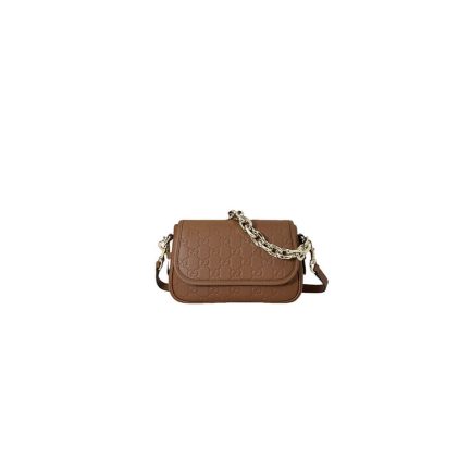 GG Emblem small shoulder bag